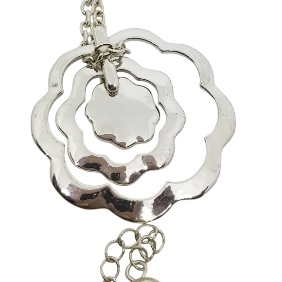LIZ CLAIBORNE VINTAGE CHROME SILVER ARTICULATED FLOWER PENDANT CHAIN NECKLACE - Picture 4 of 6